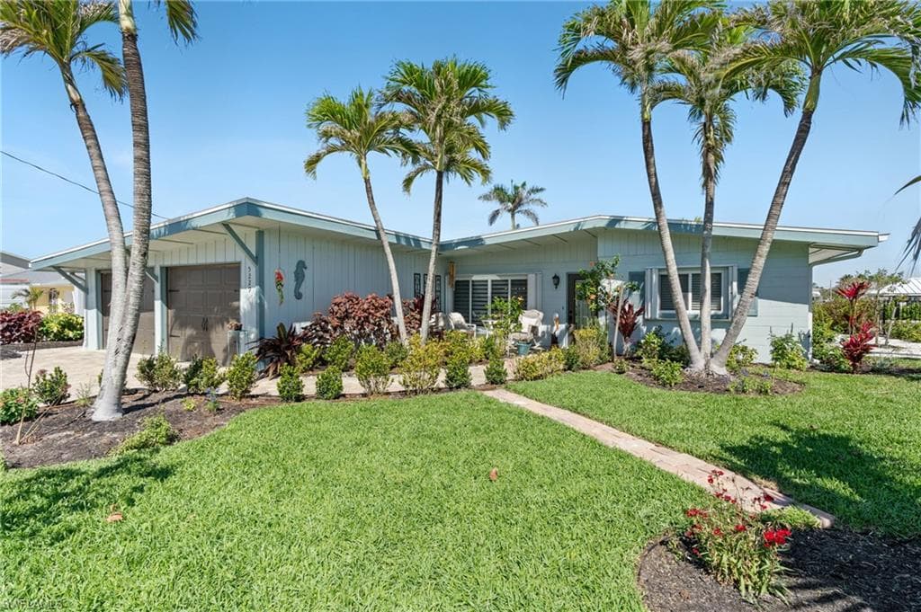 5229 Avenida Pescadora FORT MYERS BEACH, FL 33931