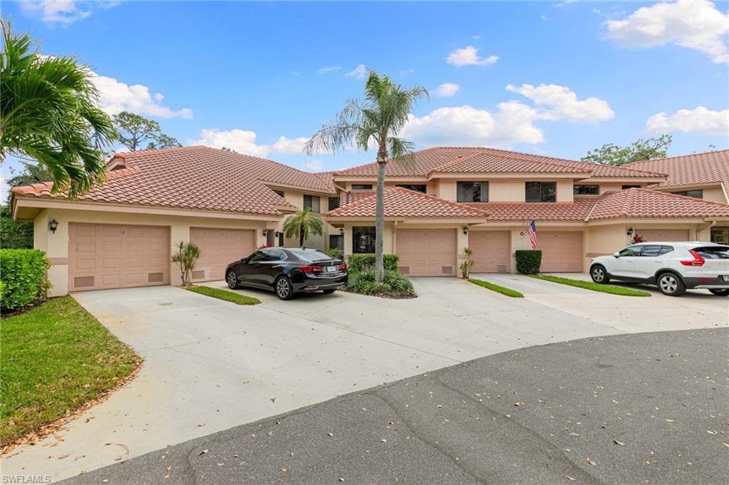 110 Bennington DR 2 NAPLES, FL 34104