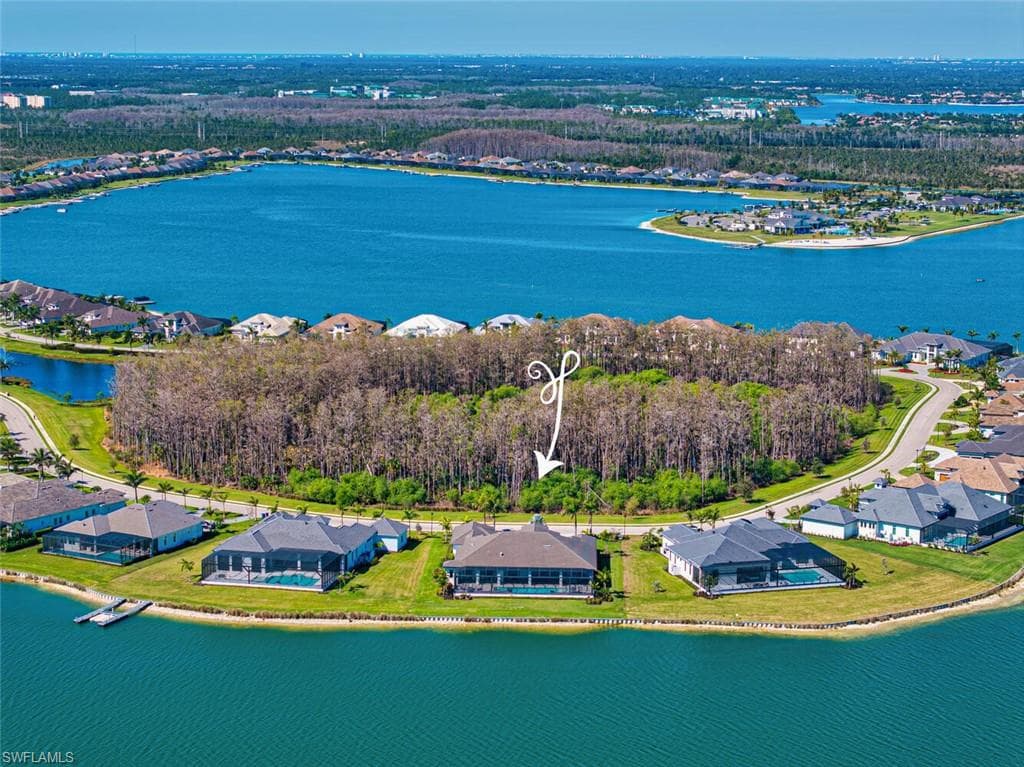 18290 Blue Eye LOOP FORT MYERS, FL 33913