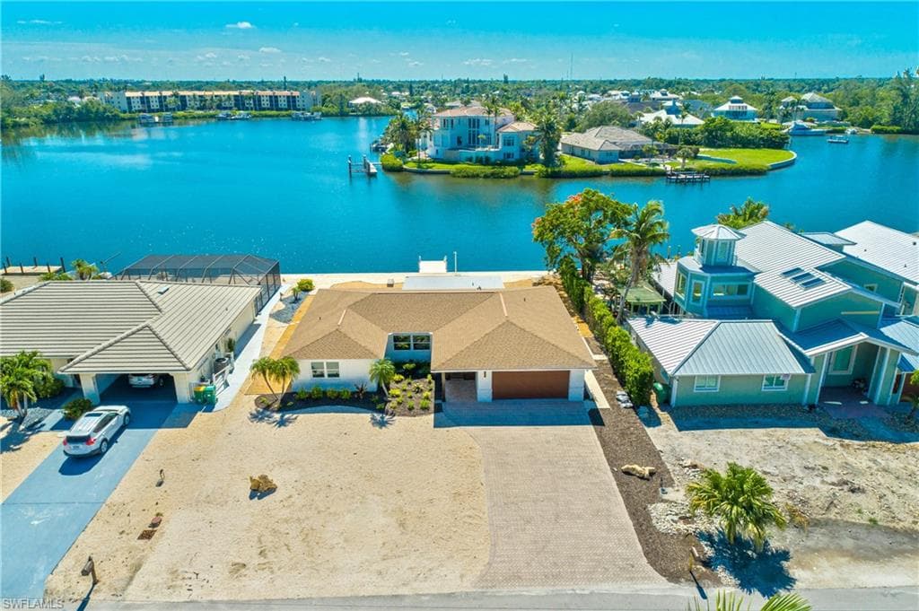 292 3rd ST BONITA SPRINGS, FL 34134