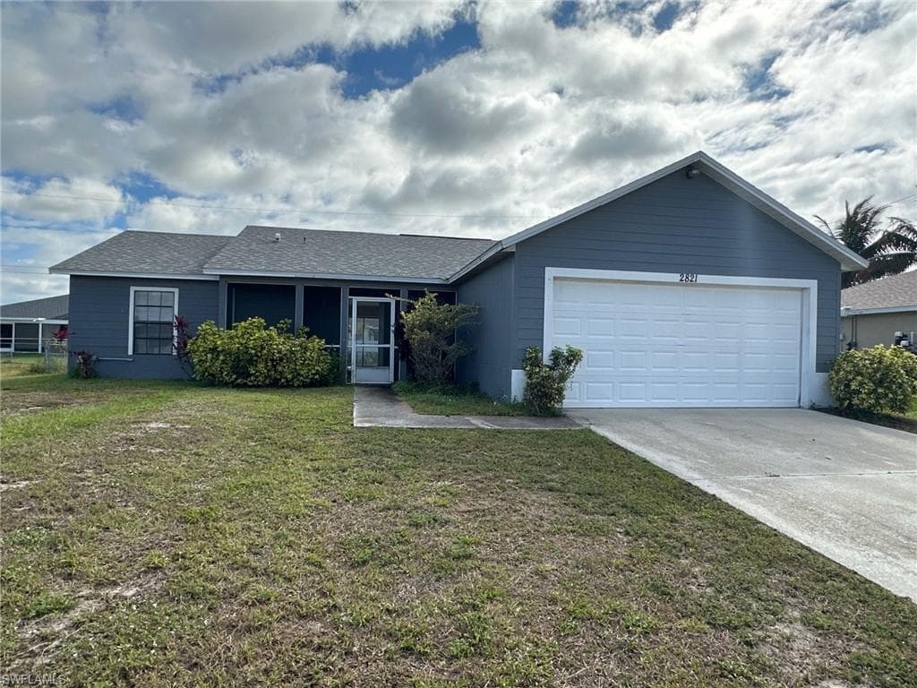 2821 NE 4th PL CAPE CORAL, FL 33909
