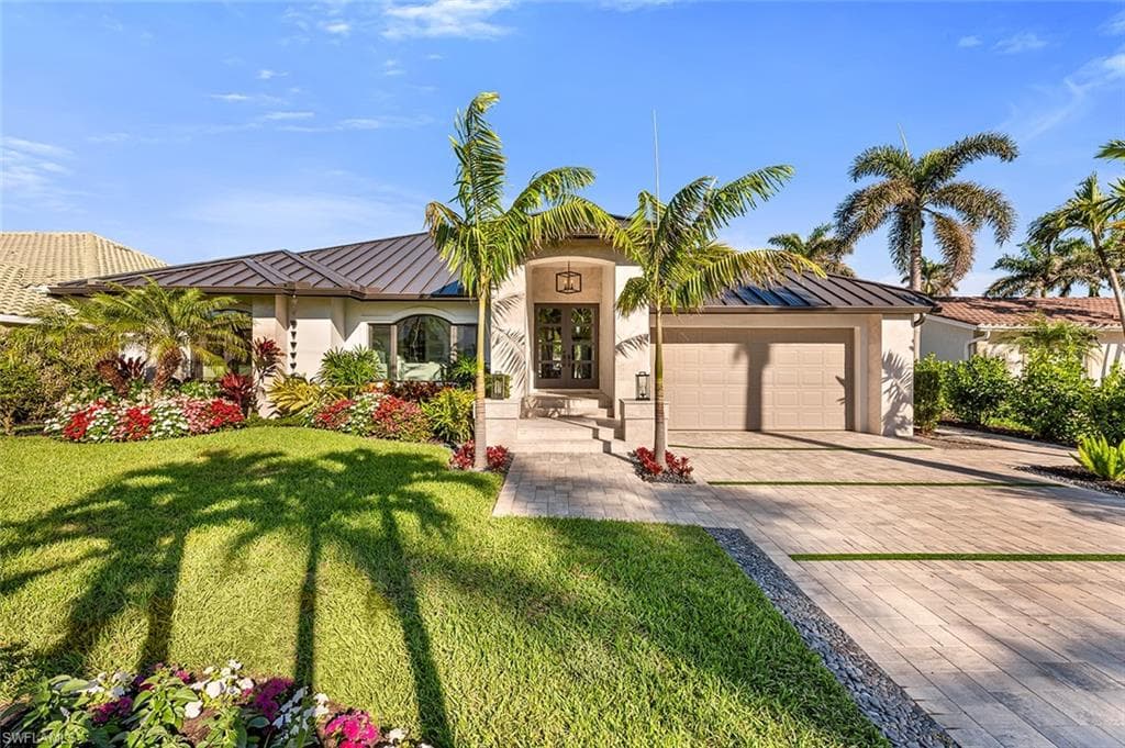 1935 Snook DR NAPLES, FL 34102
