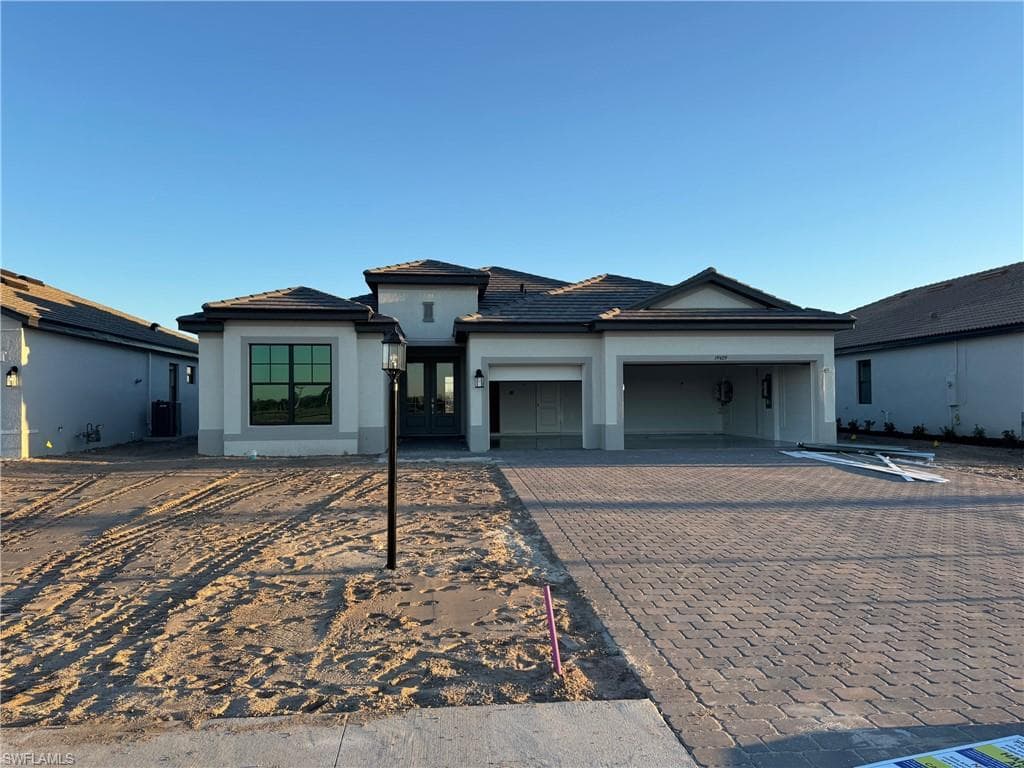 19429 Hinkley DR ESTERO, FL 33928