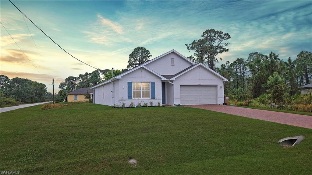 3301 71st ST W LEHIGH ACRES, FL 33971