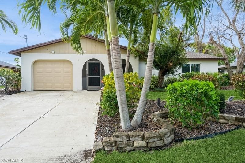 1310 SE 14th ST CAPE CORAL, FL 33990