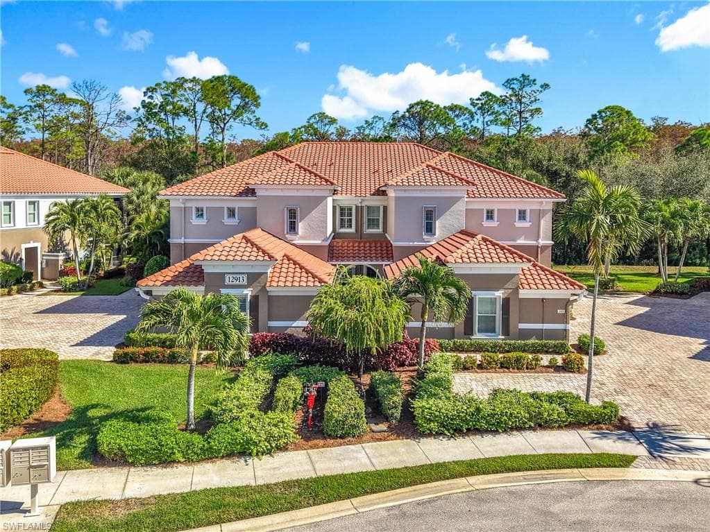 12913 New Market ST 201 FORT MYERS, FL 33913
