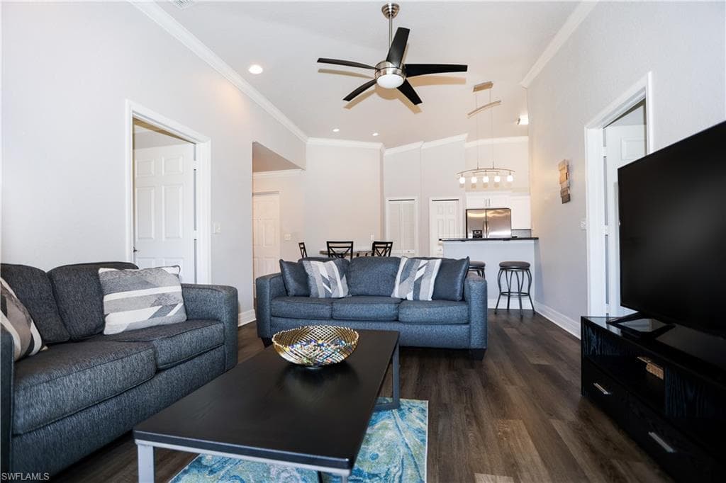 27123 Matheson AVE 208