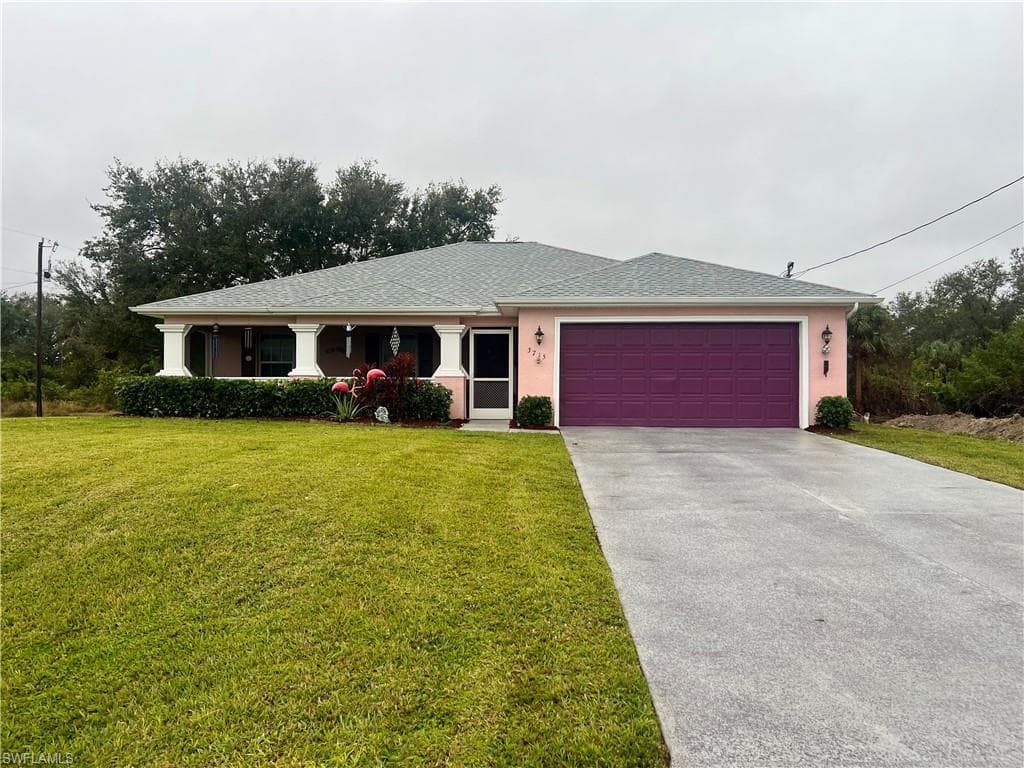 3715 6th ST W LEHIGH ACRES, FL 33971