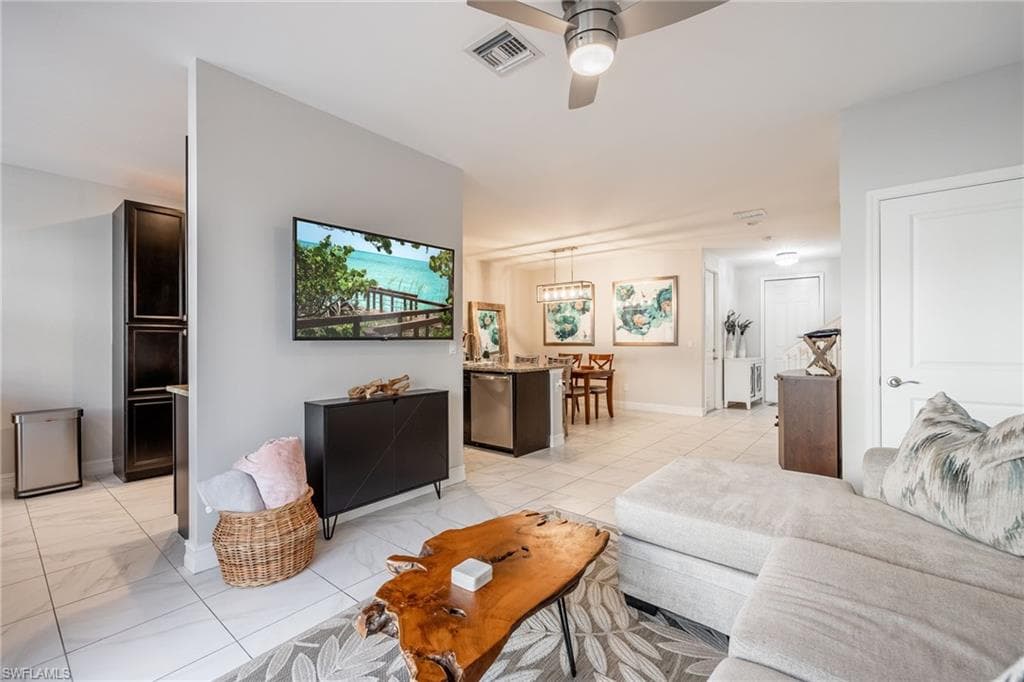 9460 Sardinia WAY 104 FORT MYERS, FL 33908