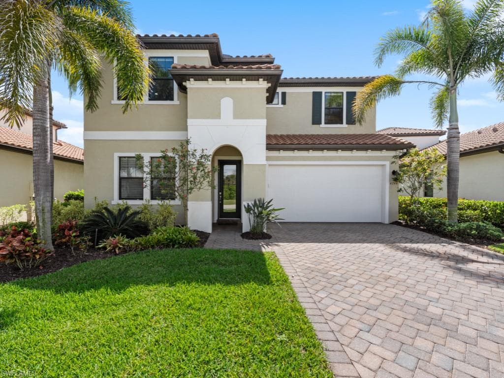 4744 Formosa DR NAPLES, FL 34119