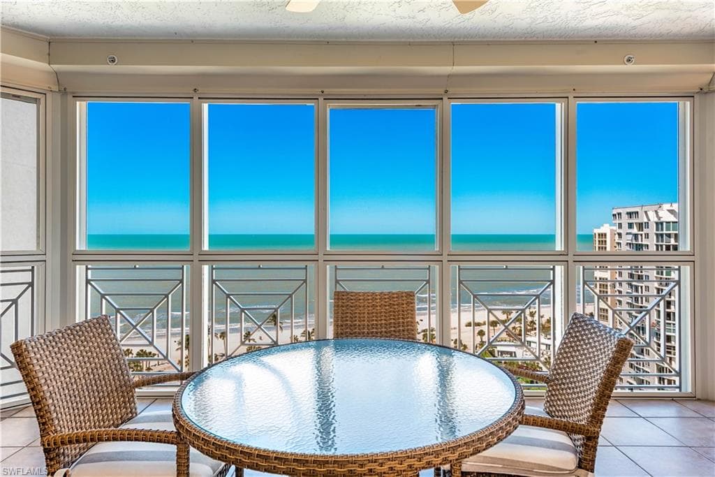 4021 Gulf Shore BLVD N 1605 NAPLES, FL 34103