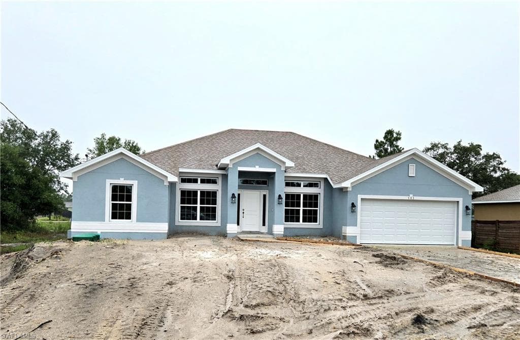 565 Windermere DR LEHIGH ACRES, FL 33972