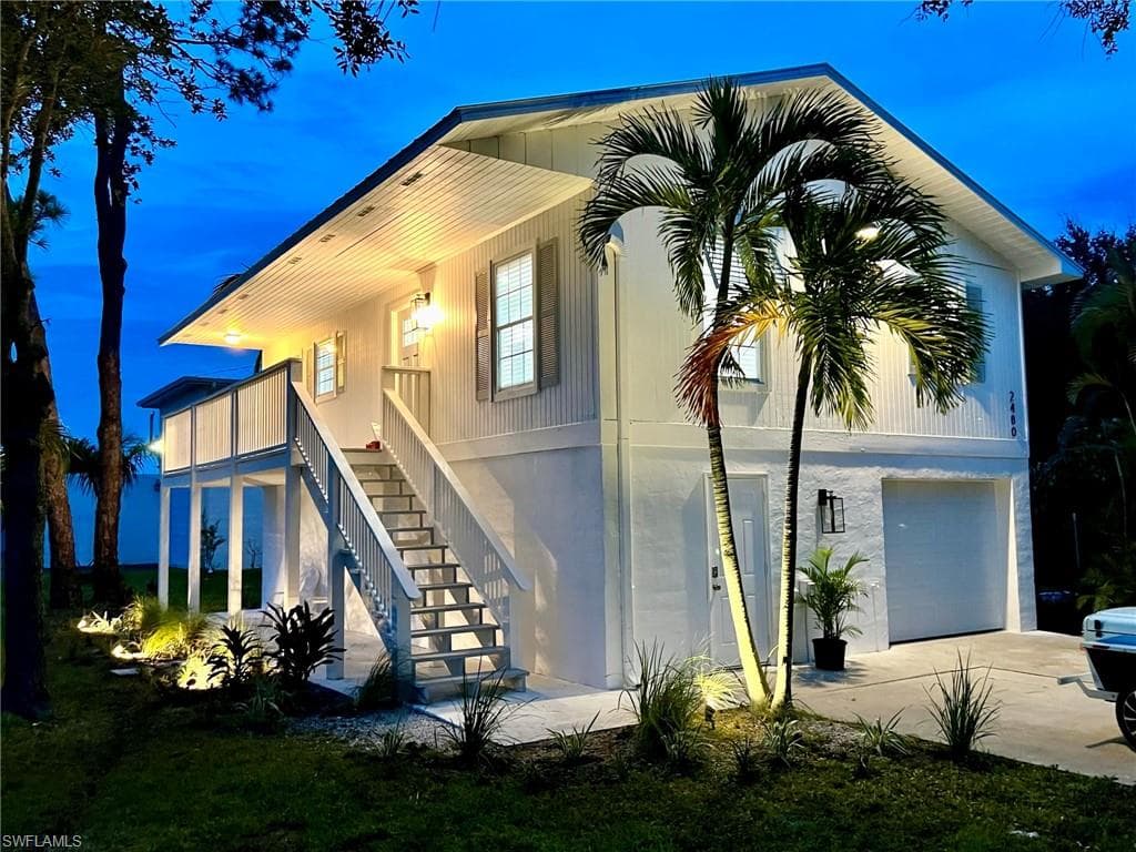 2480 Sunset AVE NAPLES, FL 34112