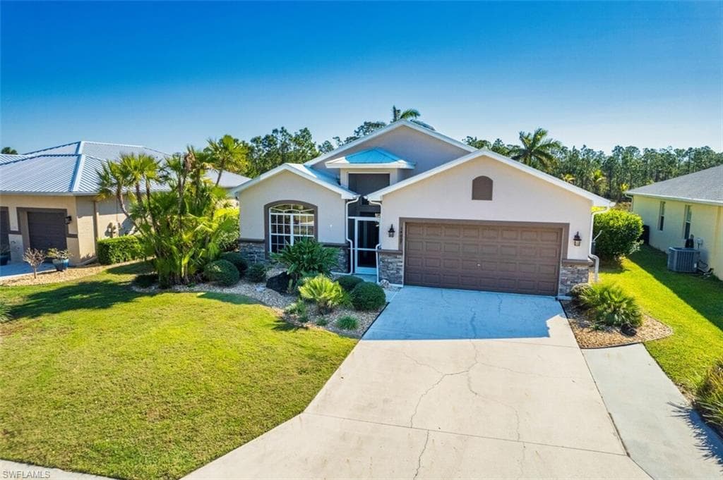 14007 Danpark LOOP FORT MYERS, FL 33912