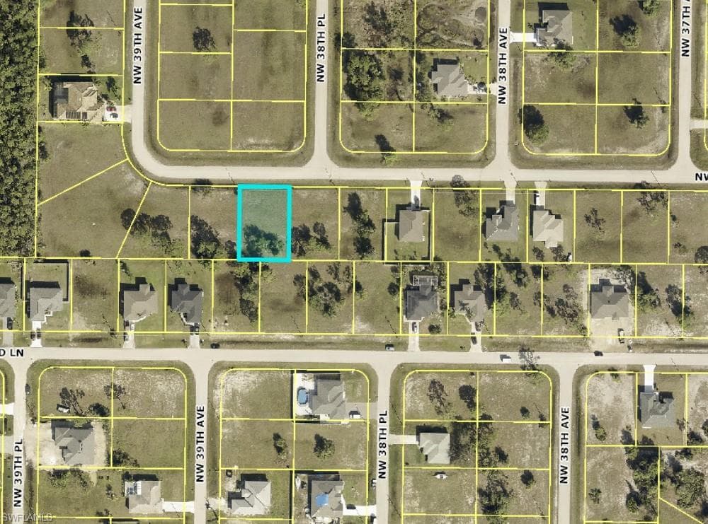 3818 NW 43rd ST CAPE CORAL, FL 33993