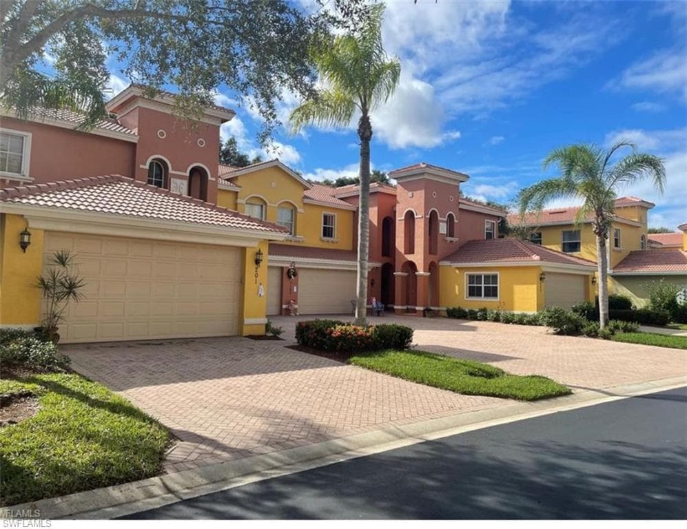 7180 Bergamo WAY 202 FORT MYERS, FL 33966