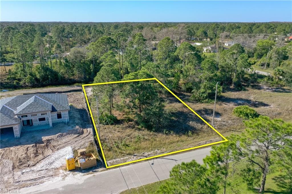 616 Raintree ST E LEHIGH ACRES, FL 33974