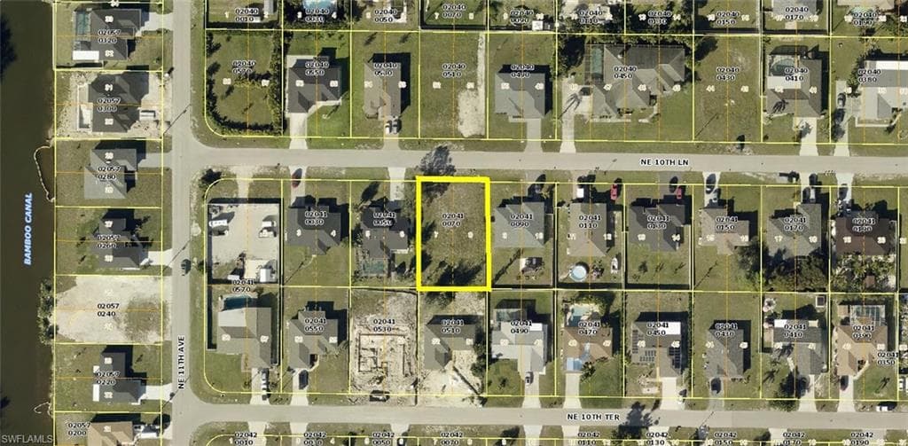 1114 NE 10th LN CAPE CORAL, FL 33909