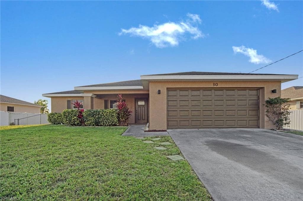 30 SW 21st PL CAPE CORAL, FL 33991