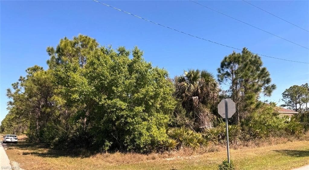 3110 33rd ST W LEHIGH ACRES, FL 33971
