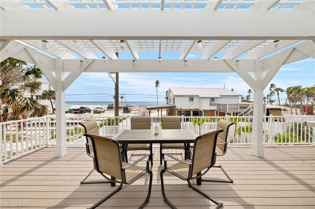 5550 Palmetto ST FORT MYERS BEACH, FL 33931