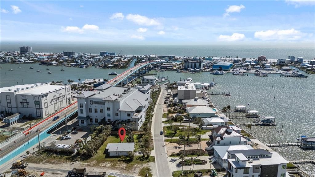 752 San Carlos DR FORT MYERS BEACH, FL 33931