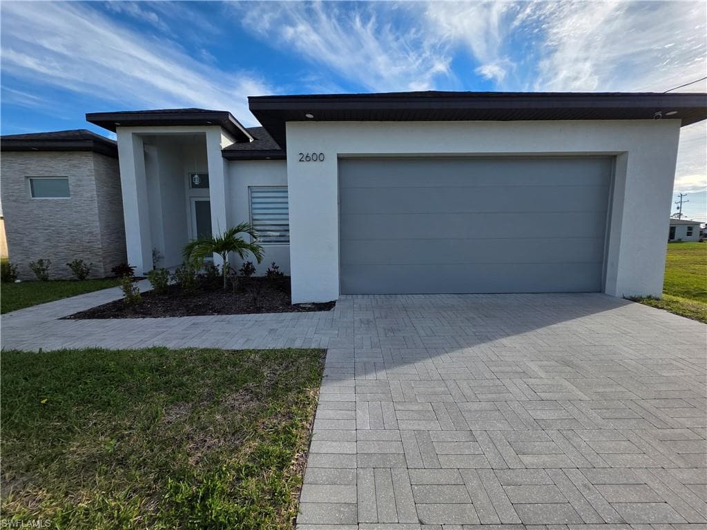 2600 NW Embers TER CAPE CORAL, FL 33993