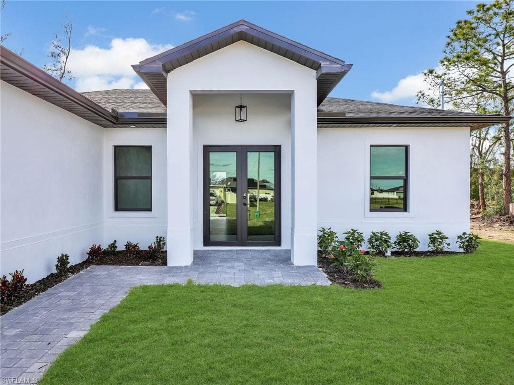 1838 21st AVE CAPE CORAL, FL 33993