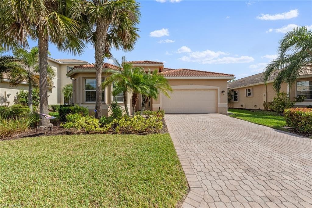 11221 Sparkleberry DR FORT MYERS, FL 33913