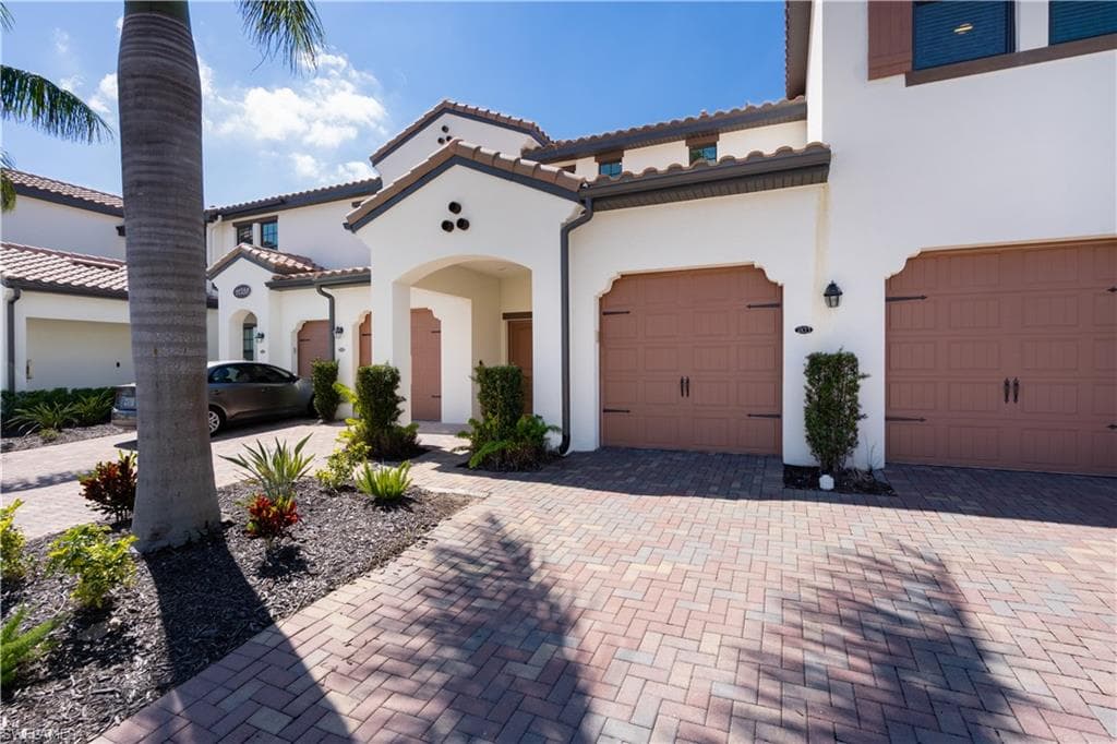 11788 Grand Belvedere WAY 203 FORT MYERS, FL 33913