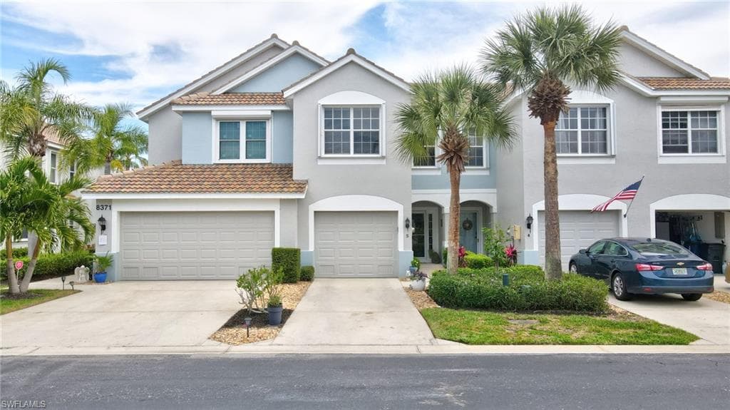 8371 Village Edge CIR 5 FORT MYERS, FL 33919
