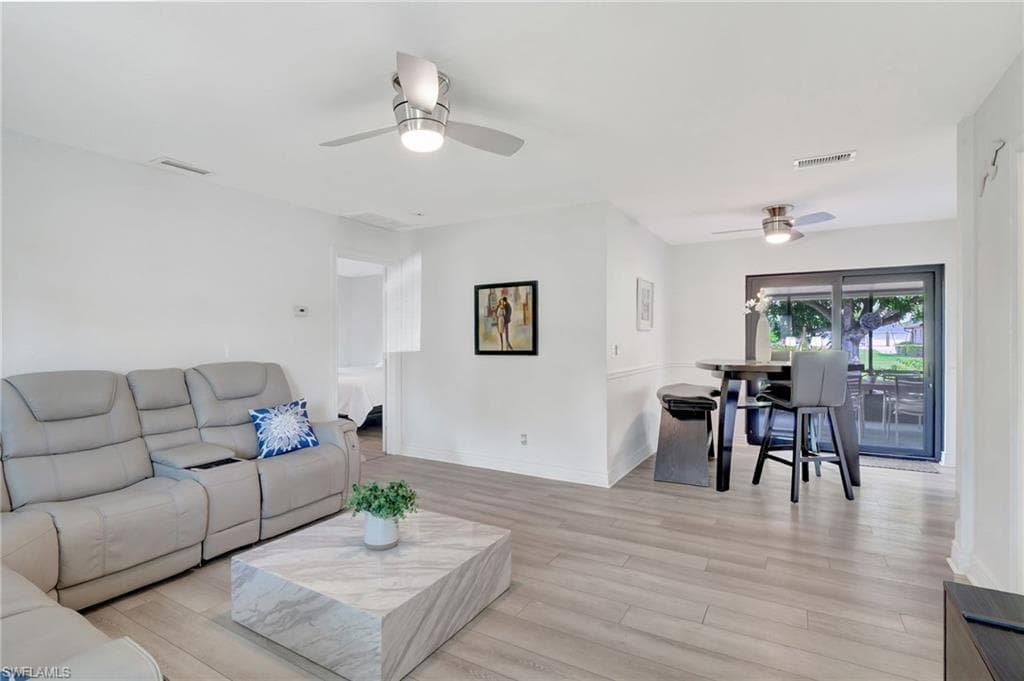 1903 SE 15th ST CAPE CORAL, FL 33990