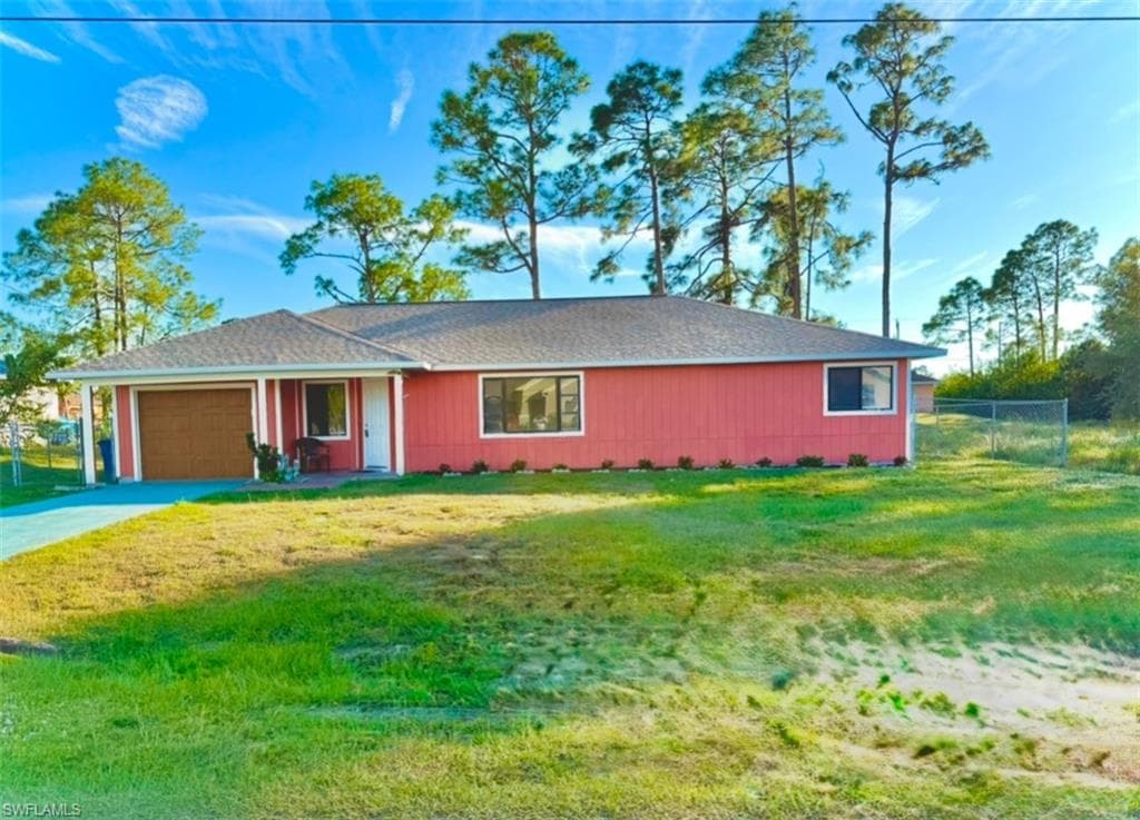 4015 4th ST W LEHIGH ACRES, FL 33971