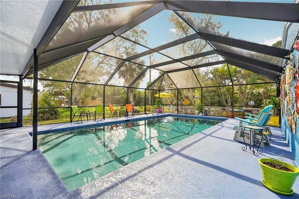 8501 Chatham ST FORT MYERS, FL 33907