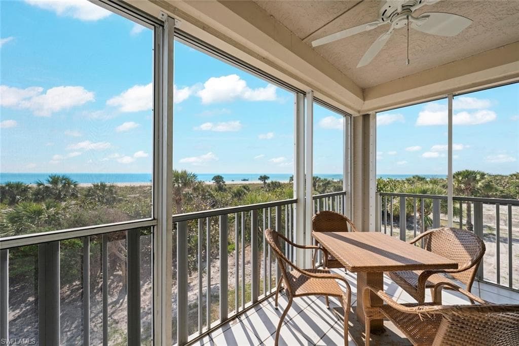 255 Periwinkle WAY 5B SANIBEL, FL 33957