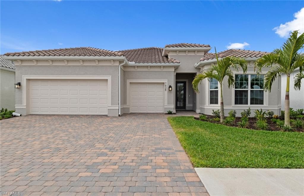 7438 Blue Salvia DR NORTH FORT MYERS, FL 33917