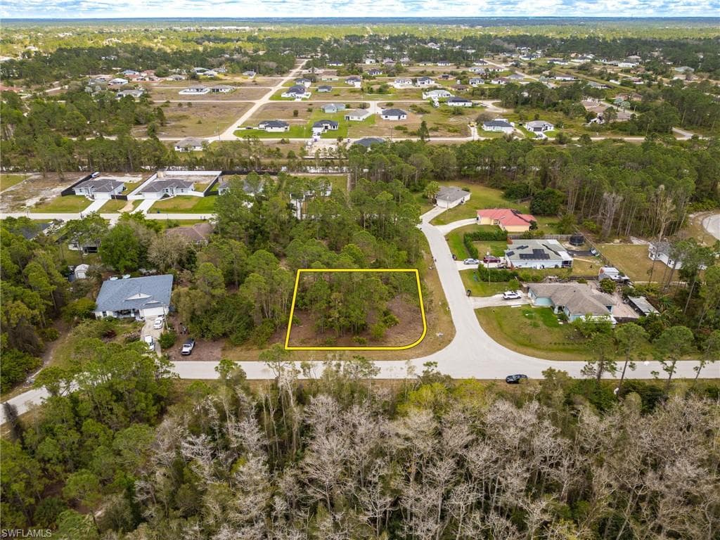 735 Bennington DR LEHIGH ACRES, FL 33974