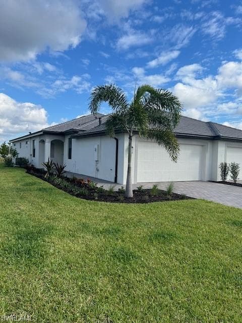 19516 Hinkley DR ESTERO, FL 33928