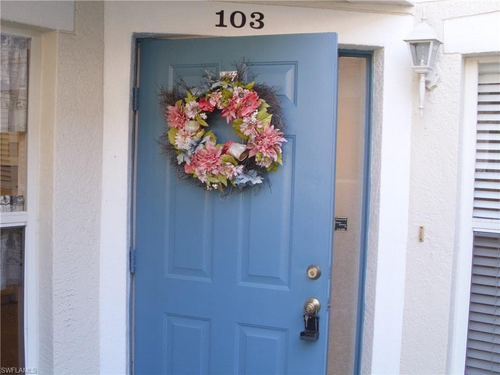 5045 Cedar Springs DR 103 NAPLES, FL 34110