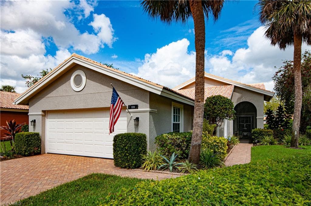 13191 Southampton DR BONITA SPRINGS, FL 34135