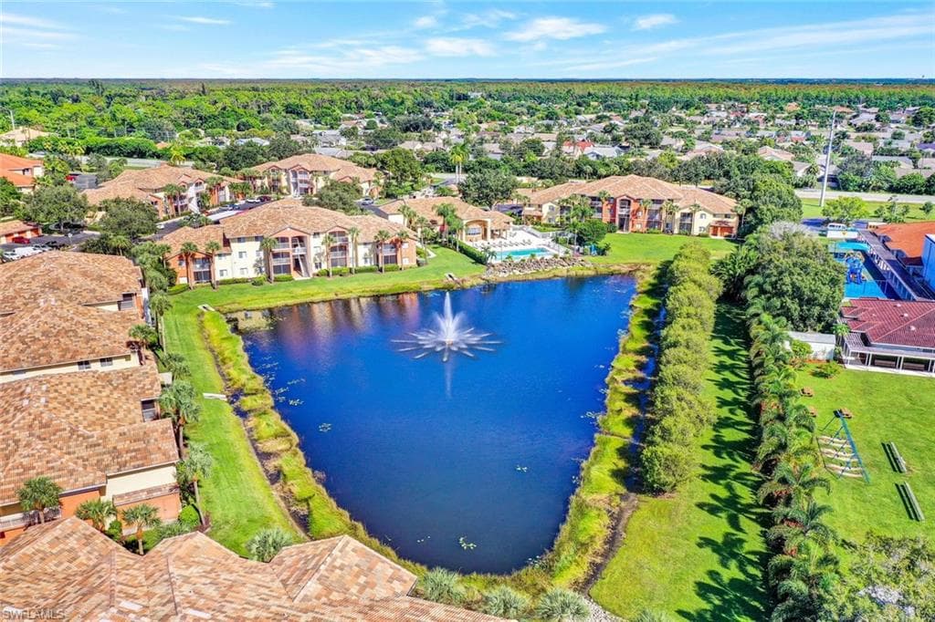 6300 Aragon WAY 101 FORT MYERS, FL 33966