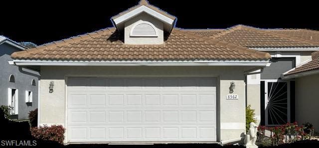 8562 Mustang DR 31 NAPLES, FL 34113