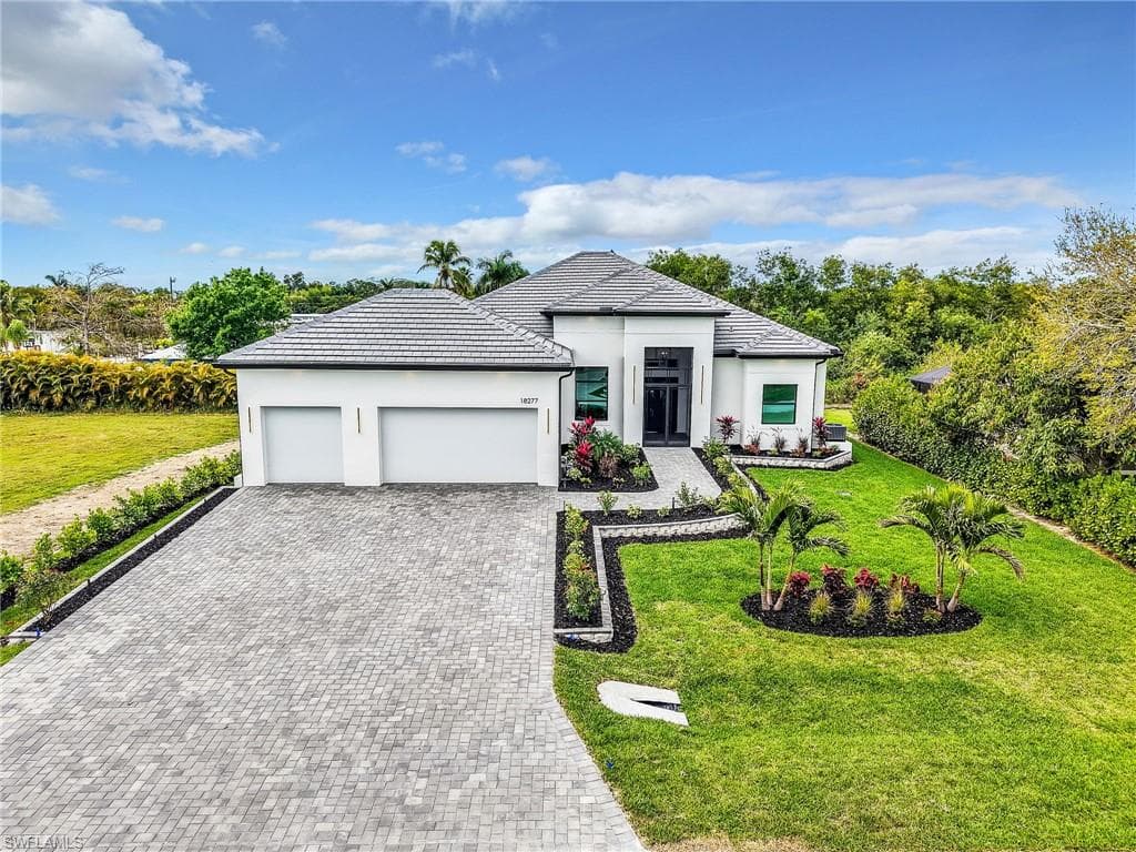 18277 Royal Hammock BLVD NAPLES, FL 34114