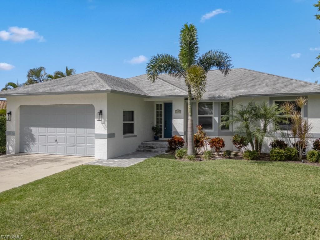 1690 Briarwood CT MARCO ISLAND, FL 34145