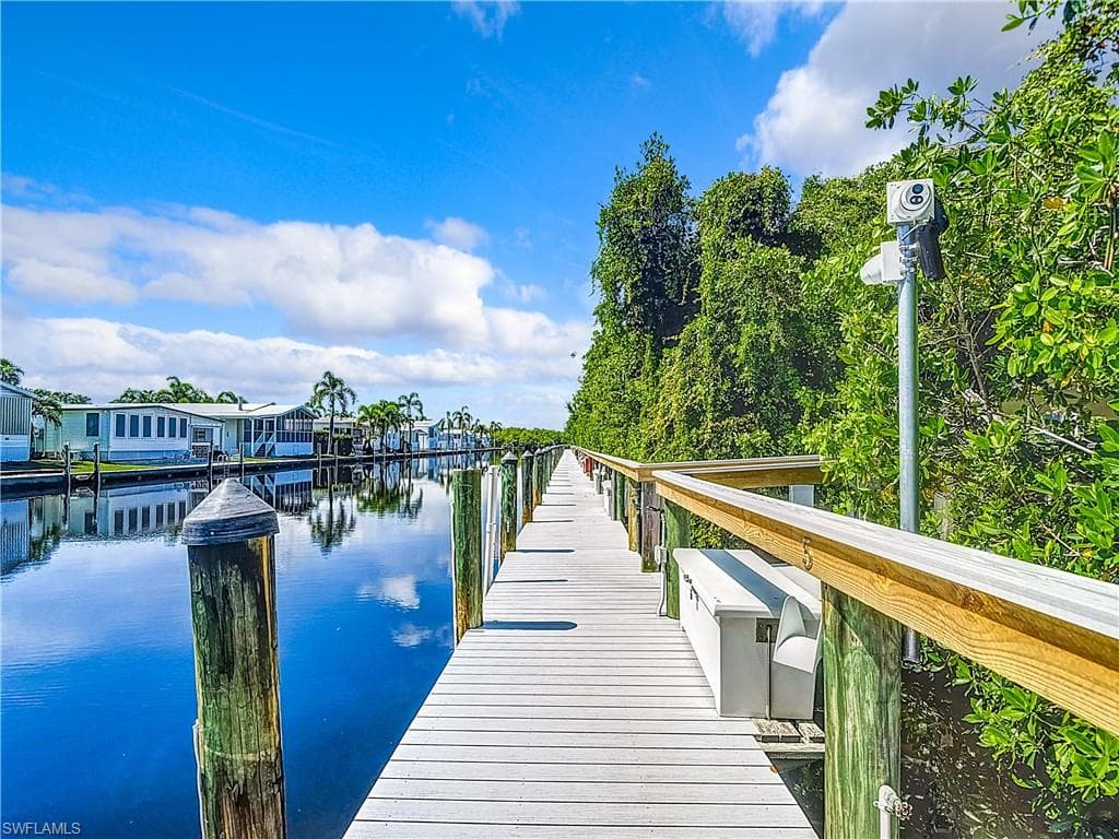 3001 Sandpiper Bay CIR B202 NAPLES, FL 34112