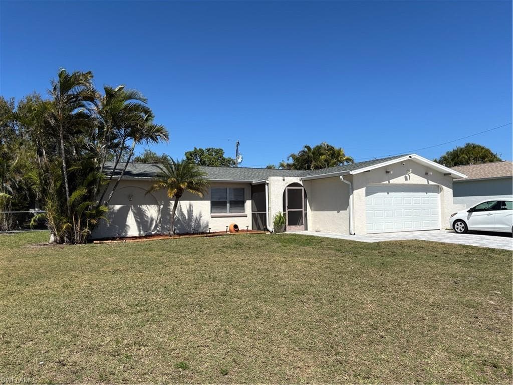521 SW 26th ST CAPE CORAL, FL 33914