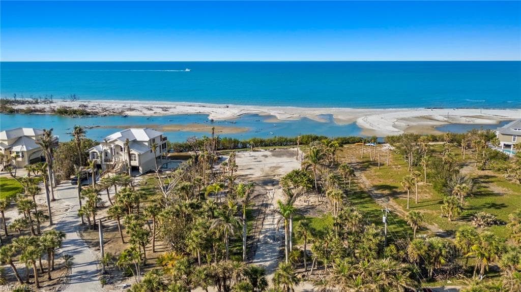6015 Clam Bayou LN SANIBEL, FL 33957