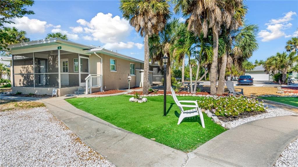832 Donax ST A2 SANIBEL, FL 33957
