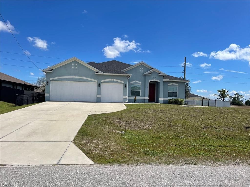 1239 NW 24th PL CAPE CORAL, FL 33993