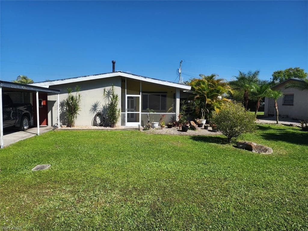1398 Lincoln AVE NORTH FORT MYERS, FL 33917
